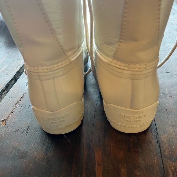 Sperry snow boots - size 5 - Picture 2 of 6